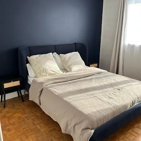Charming 2-room With An Open View In The 14th Appartamento *